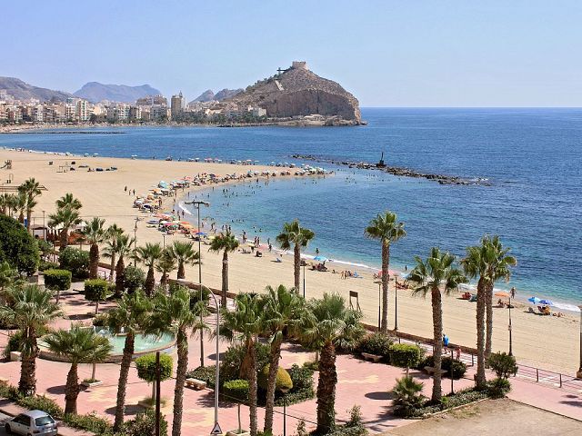 Een klein eiland bij Aguilas voor de kust van Murcia in Spanje blijkt in de Romeinse tijd een bruisend handelscentrum te zijn geweest